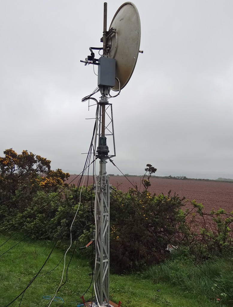 10GHz mast with mast-head transverter and dish
